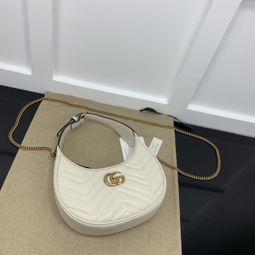 Gucci Hobo Bags